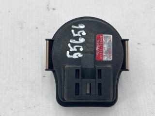 Фото запчасти датчик жесткости подвески Lexus GS300 2009 контрактная запчасть Запчасть датчик жесткости подвески Lexus GS300 2009