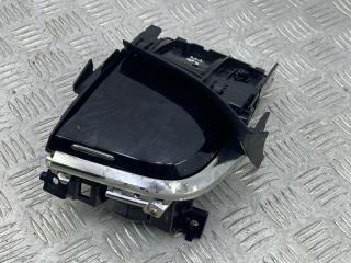 Подстаканник Toyota Alphard 2020