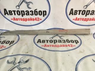 Фото запчасти молдинг двери передний левый Opel Astra 2007 Б/У запчасть Запчасть молдинг двери передний левый Opel Astra 2007