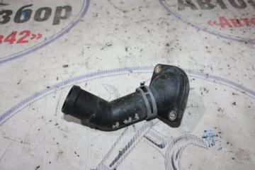 Запчасть фланец системы охлаждения Volkswagen Caddy 2006