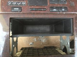 Фото запчасти карман универсальный Nissan Cefiro 1997 Б/У запчасть Запчасть карман универсальный Nissan Cefiro 1997