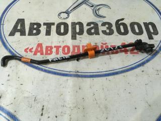 Фото запчасти упор капота Skoda Fabia 2012. Б/У запчасть Запчасть упор капота Skoda Fabia 2012.