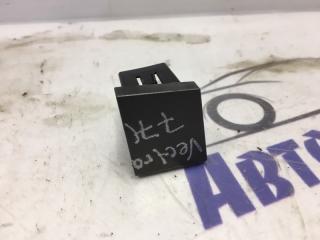 Фото запчасти заглушка кнопки Opel Vectra 2004 Б/У запчасть Запчасть заглушка кнопки Opel Vectra 2004