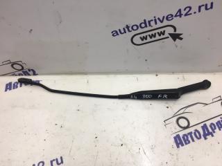 Запчасть держатель щетки стеклоочистителя правый Audi A4 1998