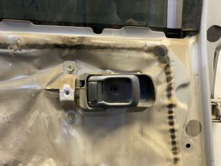 Фото запчасти ручка двери внутренняя задняя левая Nissan Primera 2000 Б/У запчасть Запчасть ручка двери внутренняя задняя левая Nissan Primera 2000