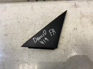 Запчасть уголок двери внутренний передний правый Mazda Demio 2001