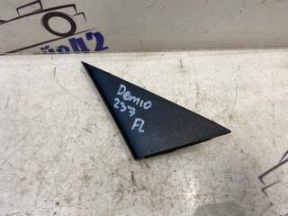 Запчасть уголок двери внутренний передний левый Mazda Demio 2000