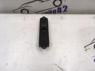 Запчасть кнопка стеклоподъемника задняя правая Mitsubishi Lancer Cedia 2001