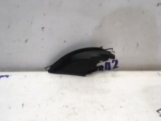 Запчасть уголок двери внутренний передний левый Mitsubishi Lancer Cedia 2001
