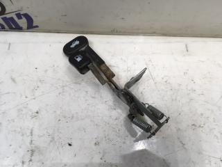 Фото запчасти ручка открывания багажника Chevrolet Aveo 2008 Б/У запчасть Запчасть ручка открывания багажника Chevrolet Aveo 2008