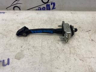 Фото запчасти ограничитель двери задний правый Ravon R4 2017 Б/У запчасть Запчасть ограничитель двери задний правый Ravon R4 2017