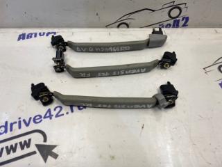 Запчасть ручка салонная Toyota Avensis 1999