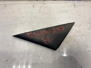 Запчасть уголок двери внутренний передний левый Mazda Demio 2000