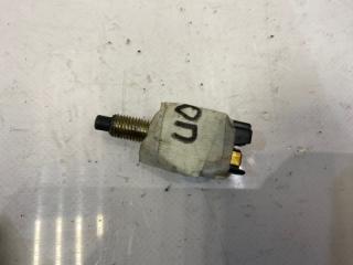 Запчасть концевик педали тормоза Mazda Demio 2000