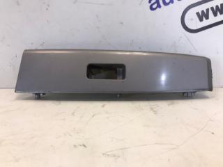 Запчасть накладка обшивки двери передняя правая Geely Emgrand EC7 2013