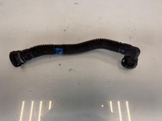 Запчасть патрубок Skoda Octavia 2013