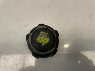 Запчасть крышка расширительного бачка Nissan Terrano 2015