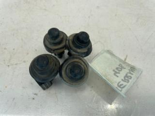 Фото запчасти концевик двери Nissan Terrano 2017 Б/У запчасть Запчасть концевик двери Nissan Terrano 2017