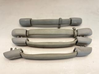 Фото запчасти ручка салонная Suzuki Grand Vitara 2006 Б/У запчасть Запчасть ручка салонная Suzuki Grand Vitara 2006