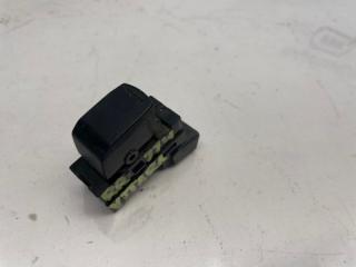 Фото запчасти кнопка стеклоподъемника задняя правая Suzuki Grand Vitara 2006 Б/У запчасть Запчасть кнопка стеклоподъемника задняя правая Suzuki Grand Vitara 2006