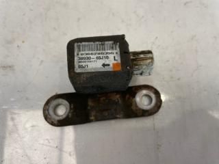 Фото запчасти датчик airbag левый Suzuki Grand Vitara 2006 Б/У запчасть Запчасть датчик airbag левый Suzuki Grand Vitara 2006