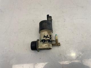 Фото запчасти насос омывателя Citroen C-Elysee 2013 Б/У запчасть Запчасть насос омывателя Citroen C-Elysee 2013