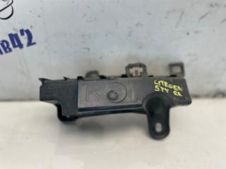 Фото запчасти крепление бампера заднее правое Citroen C-Elysee 2013 Б/У запчасть Запчасть крепление бампера заднее правое Citroen C-Elysee 2013