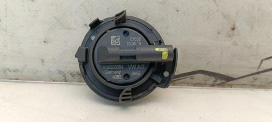 Запчасть датчик airbag левый Volkswagen Touareg 2019