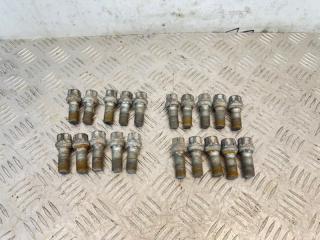 Запчасть болты колесные Skoda Octavia 2010