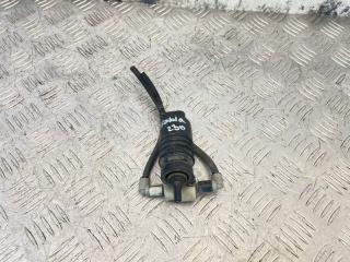 Запчасть насос омывателя Skoda Fabia 2013