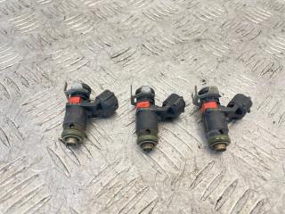 Запчасть инжектор Skoda Fabia 2013