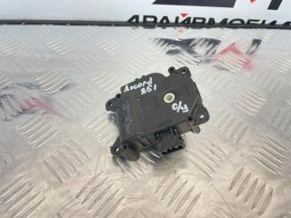 Фото запчасти сервопривод заслонки печки Honda Accord 2005 Б/У запчасть Запчасть сервопривод заслонки печки Honda Accord 2005