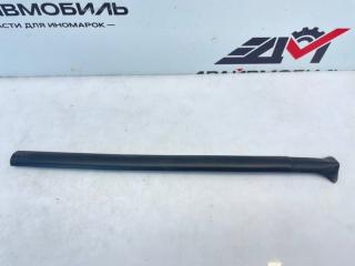 Фото запчасти уплотнитель стойки правый Suzuki Grand Vitara 2007 Б/У запчасть Запчасть уплотнитель стойки правый Suzuki Grand Vitara 2007