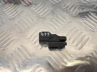 Фото запчасти датчик температуры воздуха Suzuki Grand Vitara 2007 Б/У запчасть Запчасть датчик температуры воздуха Suzuki Grand Vitara 2007