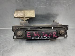 Запчасть ручка двери задней наружная левая BMW E34 1928207 Б/У Ручка двери задней наружная левая BMW E34 1928207 Б/У