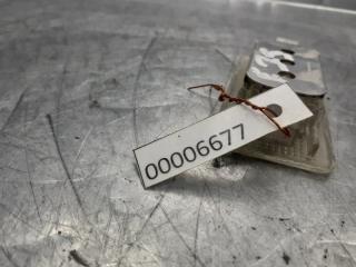 Плафон салонный 5-серия E60/E61 2003-2009 Плафон салонный 5-серия E60/E61 2003-2009