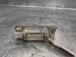 Плафон салонный X5 E53 2000-2007 Плафон салонный X5 E53 2000-2007