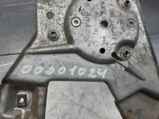 Стеклоподъемник электр. задний правый 100 [C4] 1991-1994