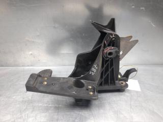 Педаль тормоза Laguna II 2001-2008 2005 v30 хетчбэк F4R714 Педаль тормоза Laguna II 2001-2008 2005 v30 хетчбэк F4R714
