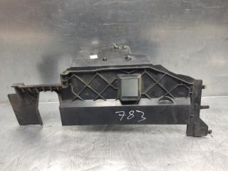 Пыльник (кузов наружные) Laguna II 2001-2008 2005 v30 хетчбэк F4R714