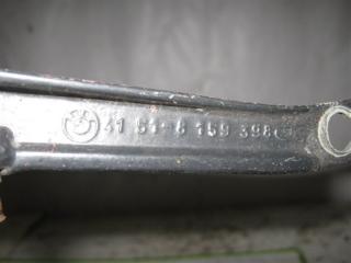 Петля крышки багажника 5-серия E39 1995-2003 V303A304 Петля крышки багажника 5-серия E39 1995-2003 V303A304