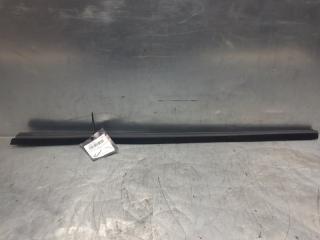 Накладка стекла переднего левого Ford Focus II 2008-2011 v33