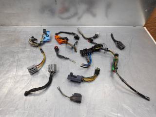 Электрооснащение Ford поштучно Ford Focus II 2008-2011 2008 v28