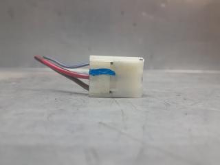 Разъем 3 контактный A4 [B6] 2000-2004 2002 v42 СЕДАН 1