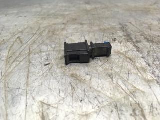 Запчасть разъем Volkswagen PASSAT [B3] (1988-1993)