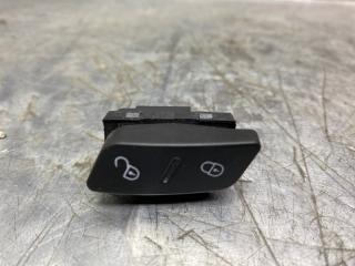 Кнопка центрального замка Volkswagen Golf V 2003-2009 2007 v67