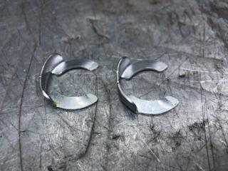 Кольцо стопорное троса акпп Volkswagen Golf V 2003-2009 хетчбэк 1.9 BXE