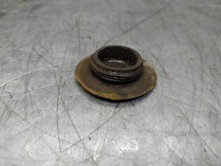 Отбойник переднего амортизатора Yaris Verso 1999-2005 v13 1.4 disel Отбойник переднего амортизатора Yaris Verso 1999-2005 v13 1.4 disel