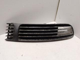 Решетка в бампер правая Volkswagen Passat [B5] 1996-2000 1999 v106