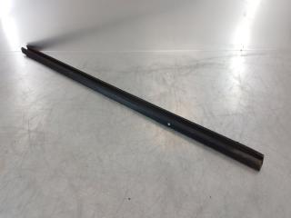 Накладка стекла переднего левого FORD C-MAX 2003-2010 2008 v102